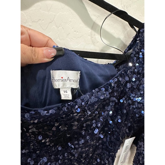 Premier Amour Sequince and velvet romper. Plus size 16  (M27) - Picture 7 of 10